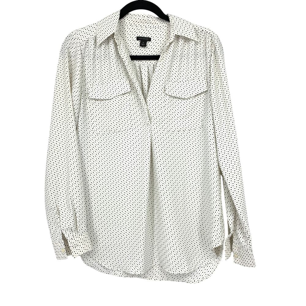 Ann Taylor Long Sleeve Popover Shirt Womens Size XS Cream Black Polka Dot